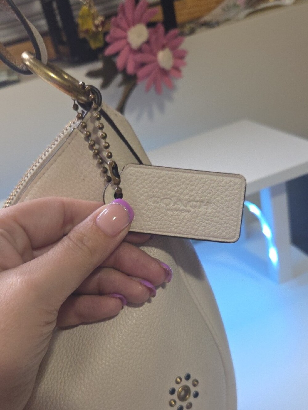 Coach Western Rivets/tea Rose Nomad Hobo Cream Leather - Picture 3 of 12